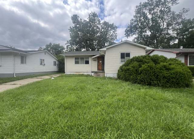 Property at 564 Highland Ave, Pontiac, MI 48341, 3 beds, 1 bath