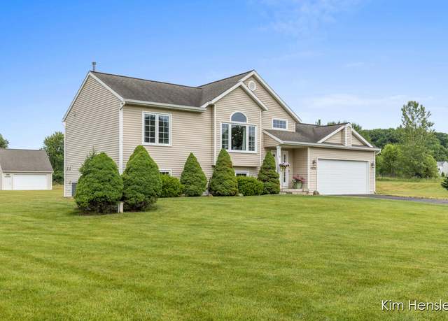 Property at 4233 Ives Farm Ln NE, Cedar Springs, MI 49319, 4 beds, 2 baths