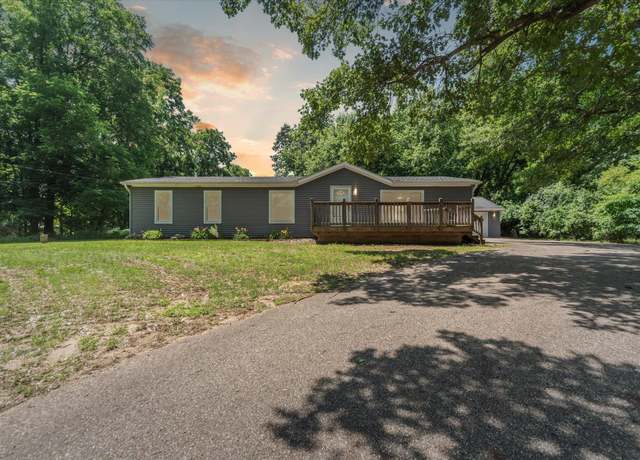Property at 19905 North Ave, Battle Creek, MI 49017, 3 beds, 2 baths