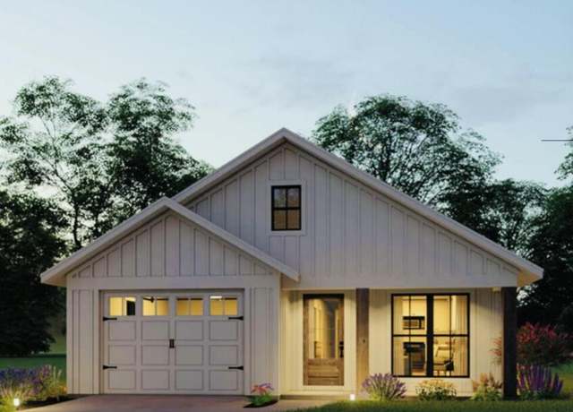 Property at 568 Jackson St, Muskegon, MI 49442, 3 beds, 2 baths