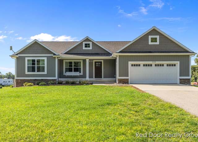 Property at 2338 142nd Ave, Dorr, MI 49323, 3 beds, 2.5 baths
