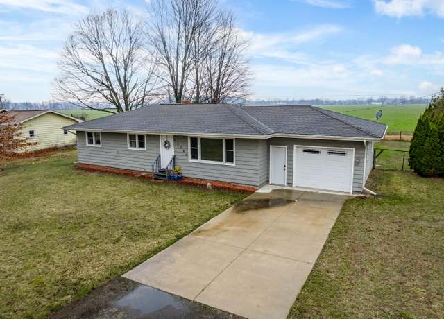 Property at 55260 Buckhorn Rd, Three Rivers, MI 49093, 3 beds, 1 bath