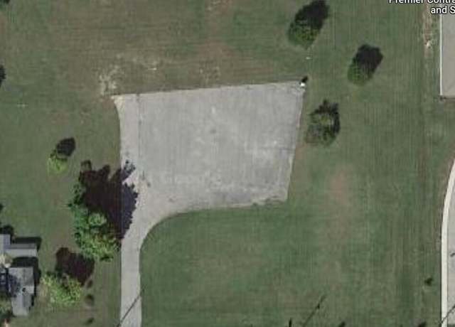 Property at 1408 W State St, Belding, MI 48809