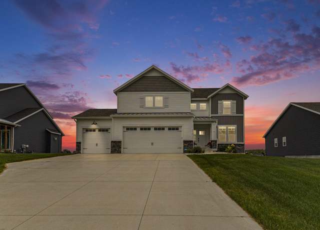 Property at 8018 42nd Ave, Hudsonville, MI 49426, 5 beds, 3.5 baths