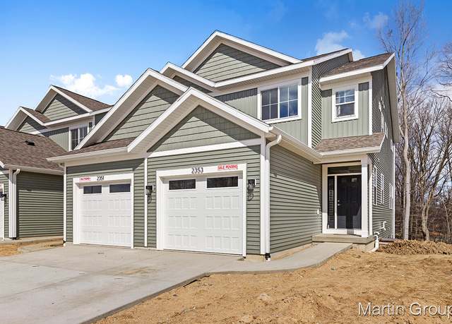 Property at 2254 Watertown Way NE, Grand Rapids, MI 49505, 4 beds, 3.5 baths