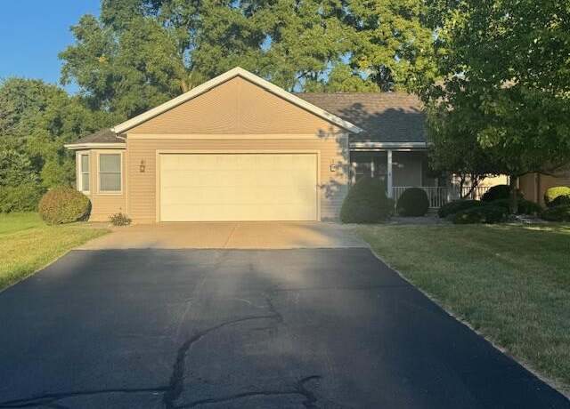 Property at 23 Oakwood Dr, Coldwater, MI 49036, 2 beds, 2 baths