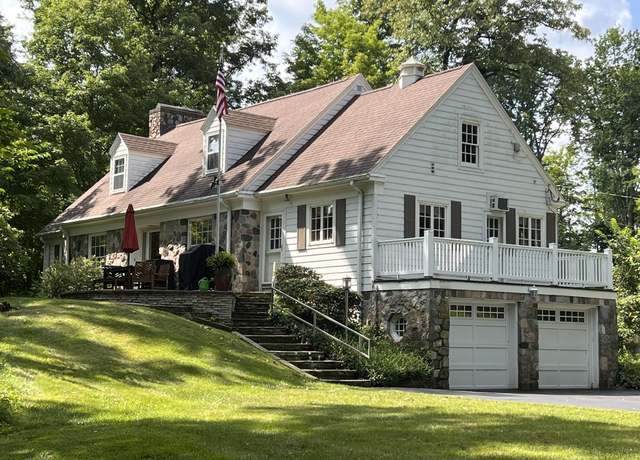 Property at 1569 Hudson Rd, Hillsdale, MI 49242, 3 beds, 3 baths