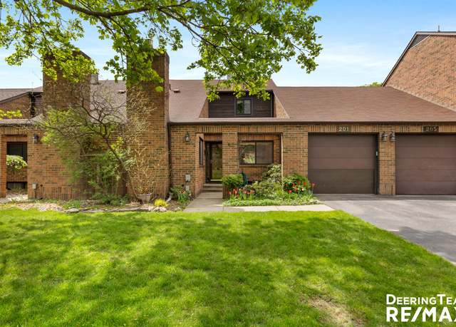 Property at 201 Heritage Commons St SE, Grand Rapids, MI 49503, 2 beds, 1.5 baths