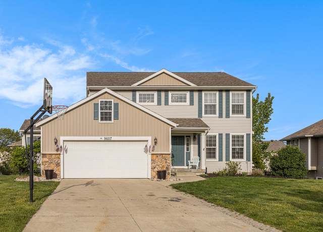 Property at 9607 Scotsmoor Dr, Caledonia, MI 49316, 5 beds, 3.5 baths