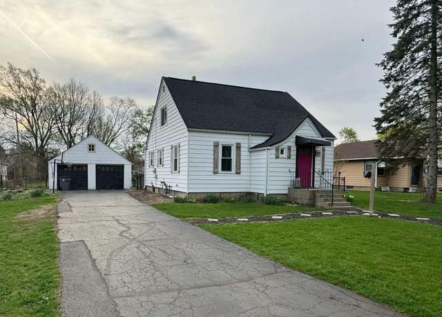 Property at 202 N Laird St, White Pigeon, MI 49099, 3 beds, 1 bath