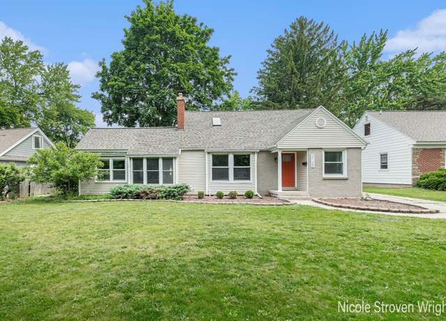 Property at 2125 Englewood Dr SE, Grand Rapids, MI 49506, 4 beds, 2 baths