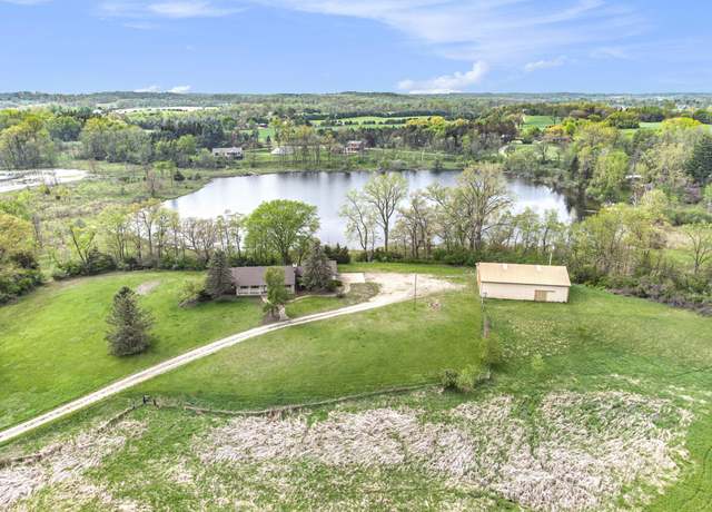 Property at 12530 Wilbur Rd, Clinton, MI 49236, 3 beds, 2.5 baths