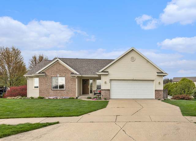 Property at 6040 N Costner Ct SE, Caledonia, MI 49316, 4 beds, 2.5 baths
