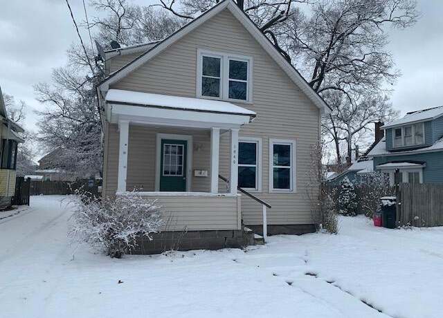 Property at 1640 Sanford St, Muskegon, MI 49441, 3 beds, 1.5 baths