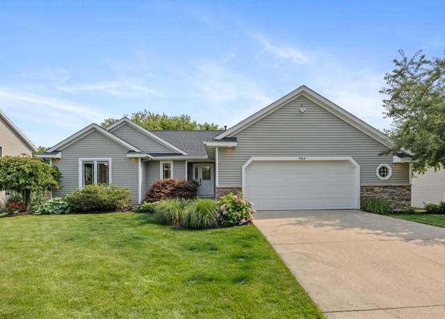 Property at 1544 Mulligan Dr SW, Wyoming, MI 49509, 4 beds, 2.5 baths