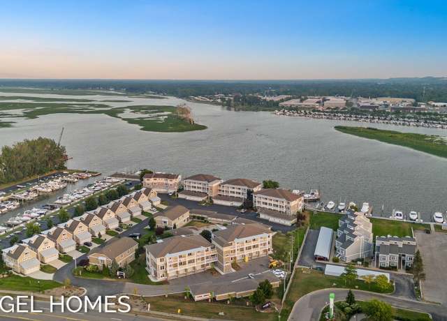 Property at 930 W Savidge St #1, Spring Lake, MI 49456, 2 beds, 2 baths