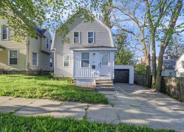 Property at 30 Palmer St NW, Grand Rapids, MI 49505, 3 beds, 1.5 baths