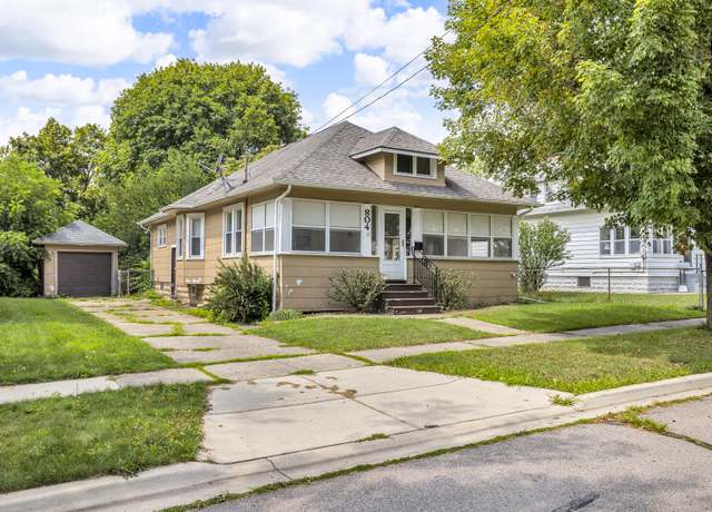 Property at 804 Hibbard Ave, Jackson, MI 49202, 2 beds, 1 bath