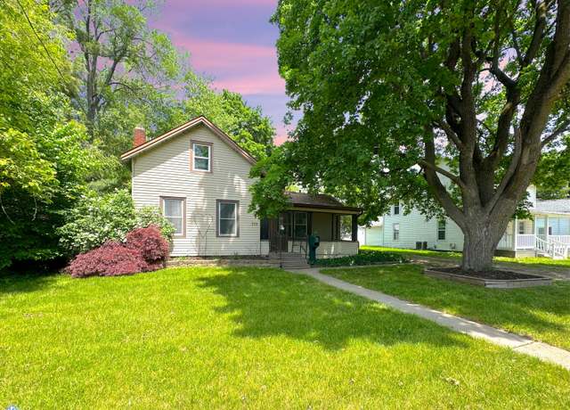 Property at 315 E Spruce St, Marshall, MI 49068, 3 beds, 1 bath