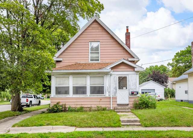 Property at 500 E Ganson St, Jackson, MI 49201, 3 beds, 2 baths