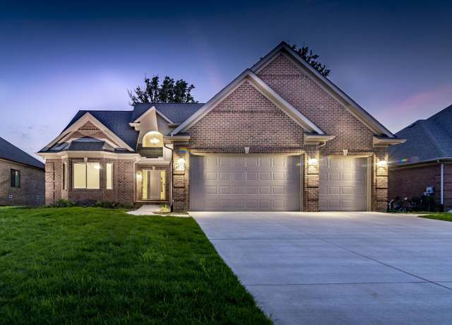 Property at 8118 Hunters Ridge Dr, Newport, MI 48166, 4 beds, 2.5 baths