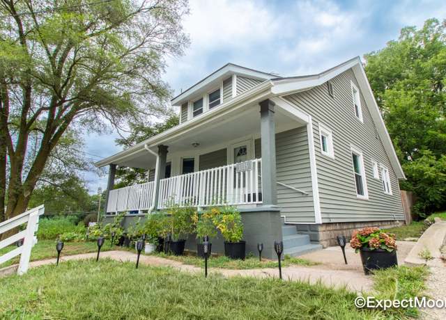 Property at 1115 Adams St SE, Grand Rapids, MI 49507, 3 beds, 1 bath