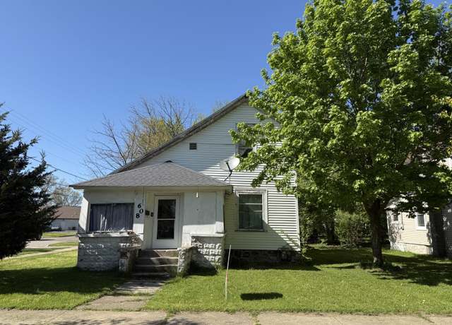 Property at 608 W High St, Dowagiac, MI 49047, 2 beds, 1 bath