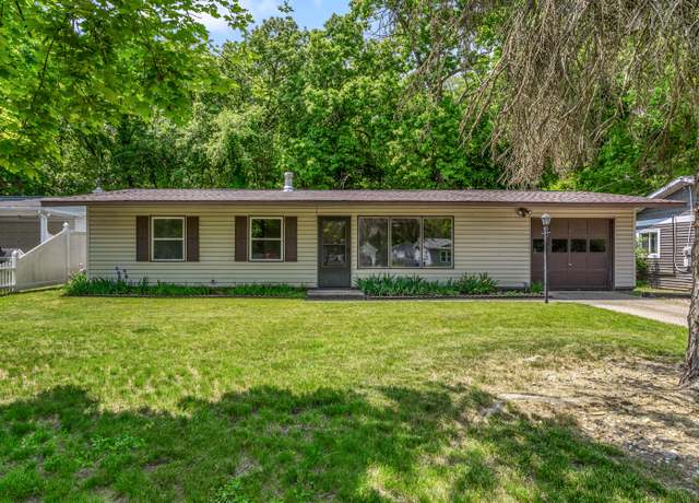Property at 2819 Sonora St, Kalamazoo, MI 49004, 3 beds, 1 bath