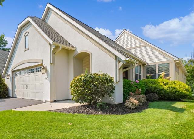 Property at 449 Enclave Ct SE #26, Grand Rapids, MI 49546, 2 beds, 2.5 baths