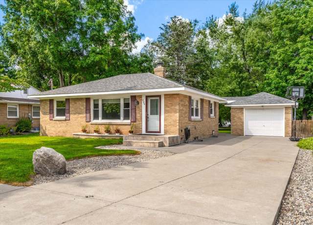 Property at 229 Boston Ave, Portage, MI 49002, 3 beds, 1.5 baths