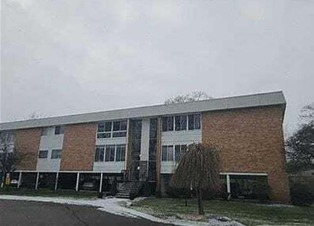 Property at 32080 Grand River Ave #81, Oakland, MI 48363, 2 beds, 2 baths