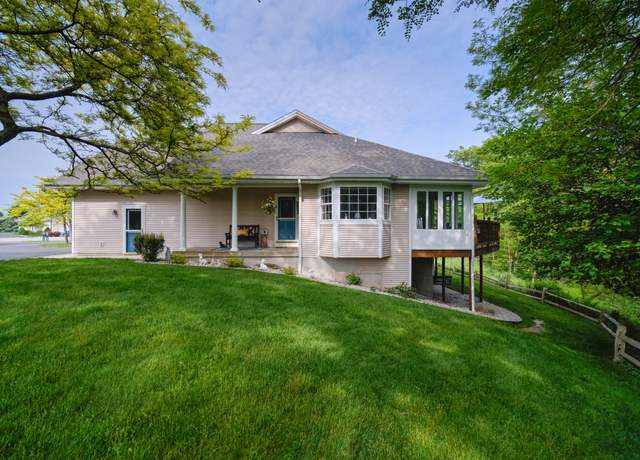 Property at 377 S Lighthouse Way S, Manistee, MI 49660, 3 beds, 3 baths