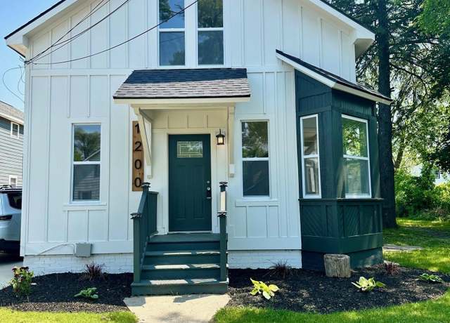 Property at 1200 Pine St, Muskegon, MI 49442, 4 beds, 2 baths