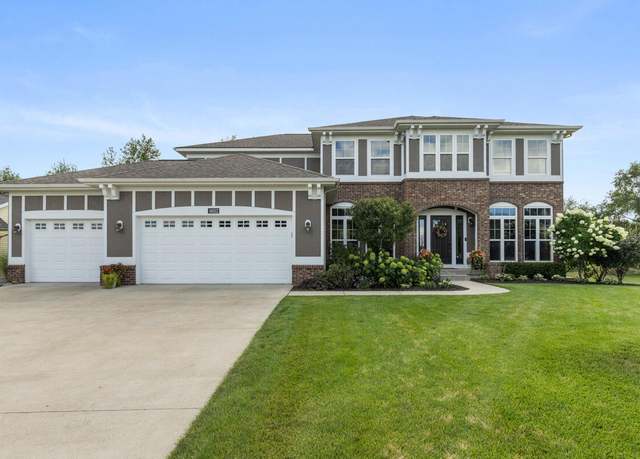 Property at 14112 Georgian Bay Dr, Holland, MI 49424, 6 beds, 3.5 baths