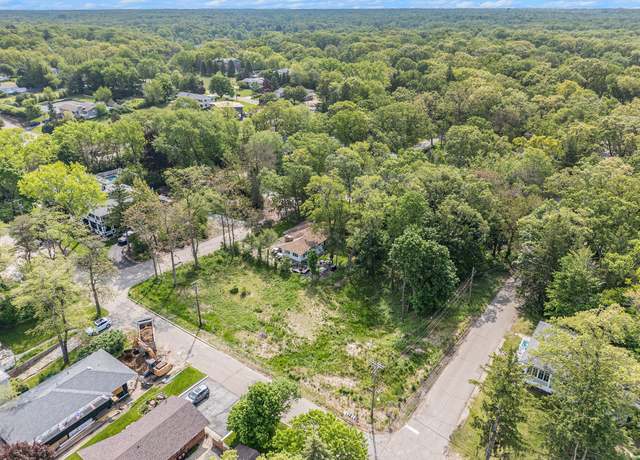 Property at 1 Lake View Ave, New Buffalo, MI 49117