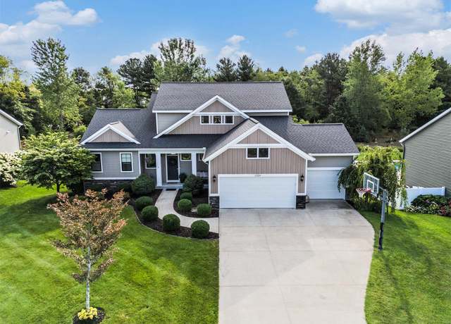 Property at 3084 Peachleaf Ct, Holland, MI 49424, 5 beds, 2.5 baths