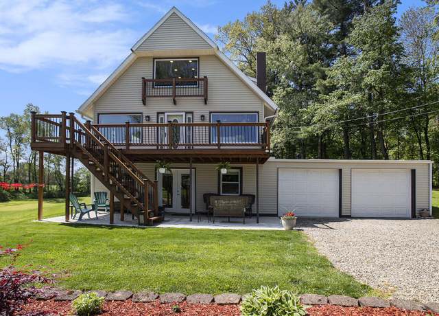 Property at 28808 H Dr N, Albion, MI 49224, 4 beds, 2.5 baths