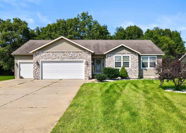 Property at 3471 Kersting Dr, Muskegon, MI 49444, 4 beds, 3 baths
