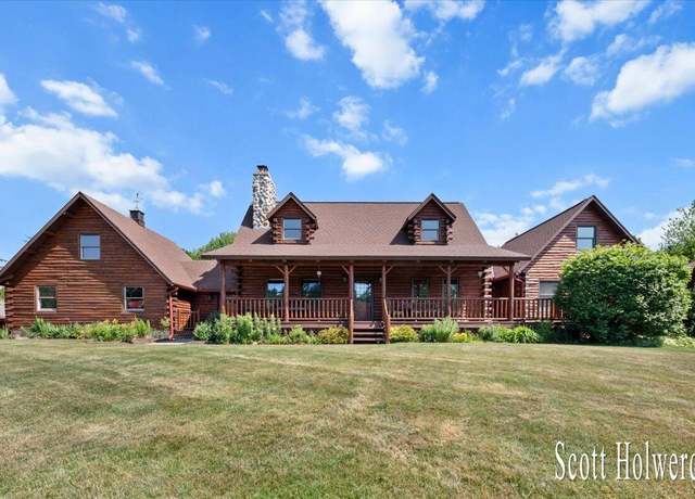 Property at 6311 142nd Ave, Holland, MI 49423, 3 beds, 3 baths