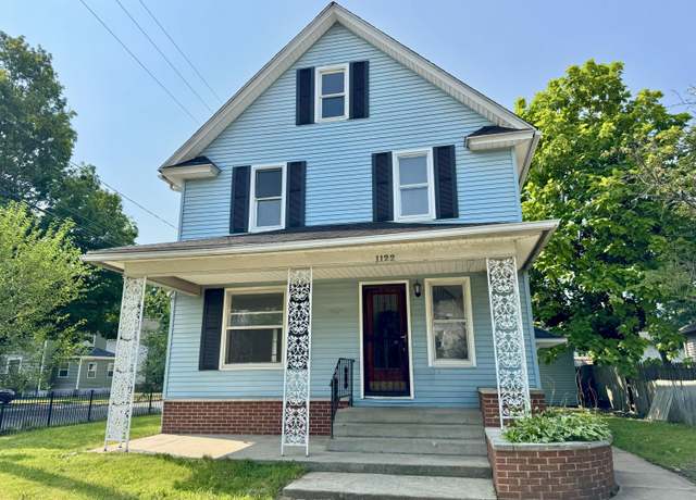 Property at 1122 Egleston Ave, Kalamazoo, MI 49001, 4 beds, 2.5 baths
