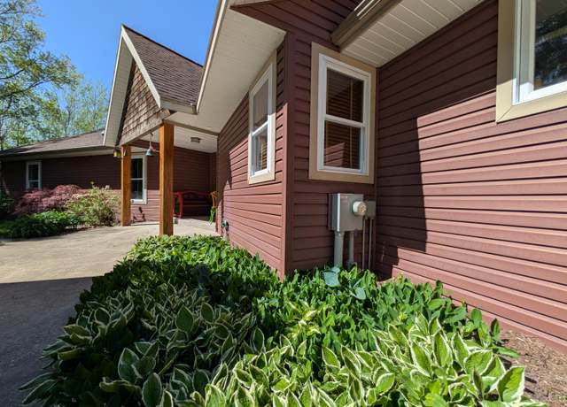Property at 5005 S Brye Rd, Ludington, MI 49431, 3 beds, 3 baths
