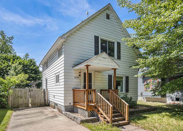 Property at 1310 E Stockbridge Ave, Kalamazoo, MI 49001, 3 beds, 1 bath