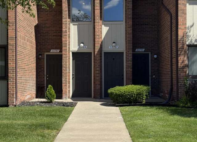 Property at 33769 Pondview Cir #59, Livonia, MI 48152, 1 bed, 1 bath
