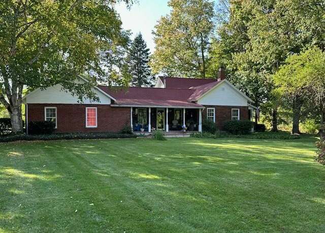 Property at 2710 W Winn Rd, Niles, MI 49120, 3 beds, 2 baths