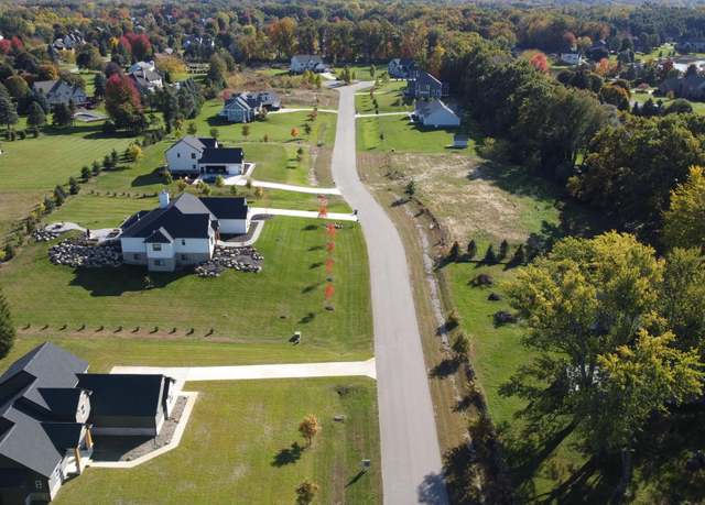Property at 10 Charter Oak Ln, Saline, MI 48176