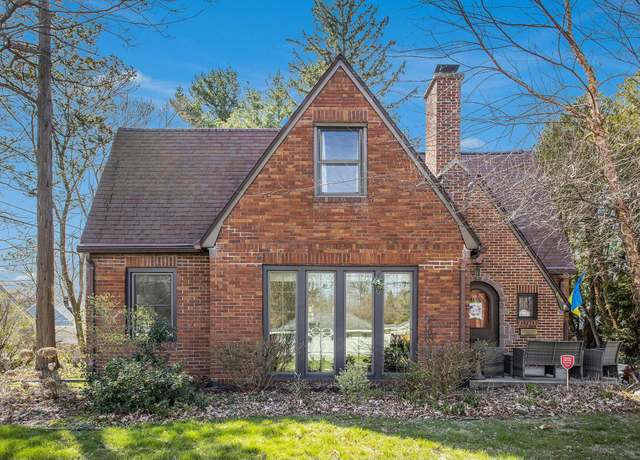 Property at 819 North Ave, Battle Creek, MI 49017, 4 beds, 2 baths