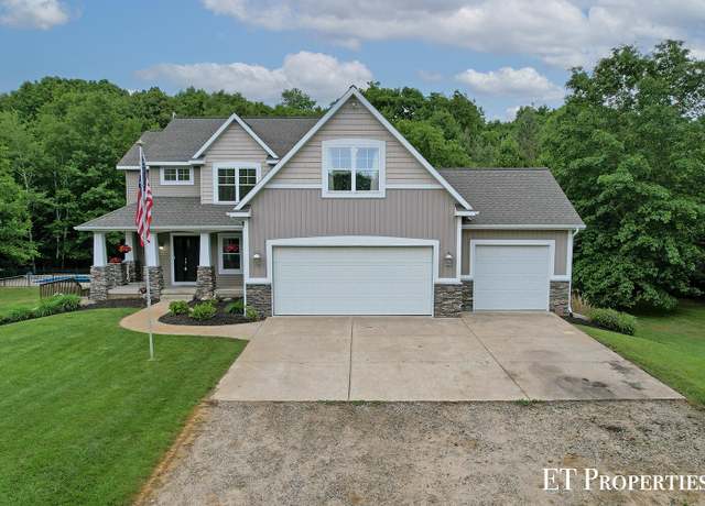 Property at 12150 W Devis Rd, West Olive, MI 49460, 5 beds, 3.5 baths