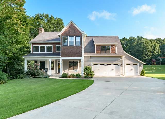 Property at 6606 Spaniel Dr, Kalamazoo, MI 49009, 6 beds, 5.5 baths
