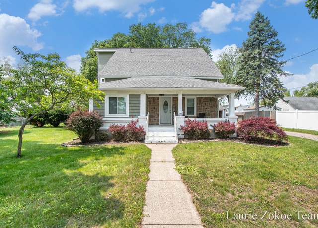 Property at 3253 Chestnut Ave SW, Grandville, MI 49418, 3 beds, 2 baths