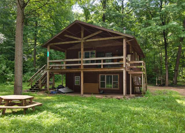 Property at 23627 Glenwood Dr, Cassopolis, MI 49031, 3 beds, 1 bath